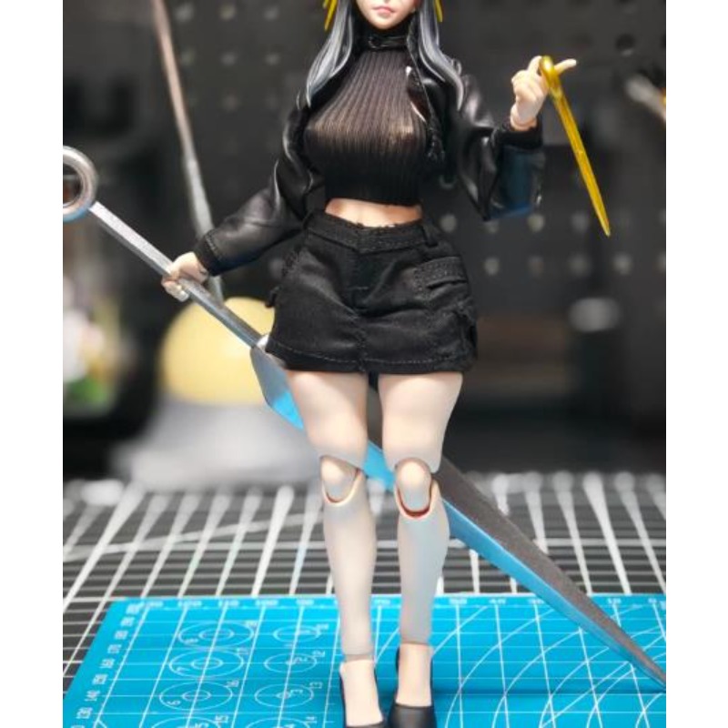 Leatherwork Products - Figur Aksi Wanita Skala 1/12 Jaket