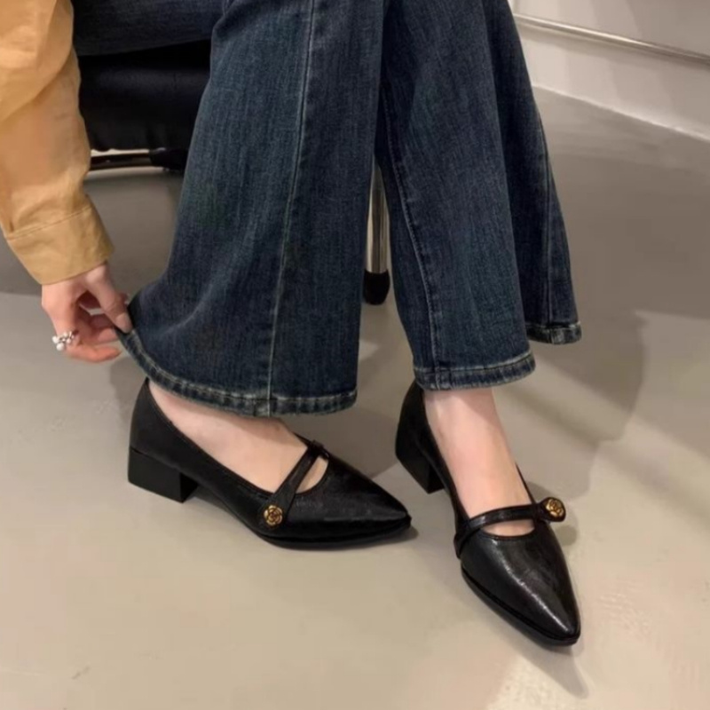 Sepatu Mary Jane Hak Tebal Vin - Leatherwork In French ulasan dan harga