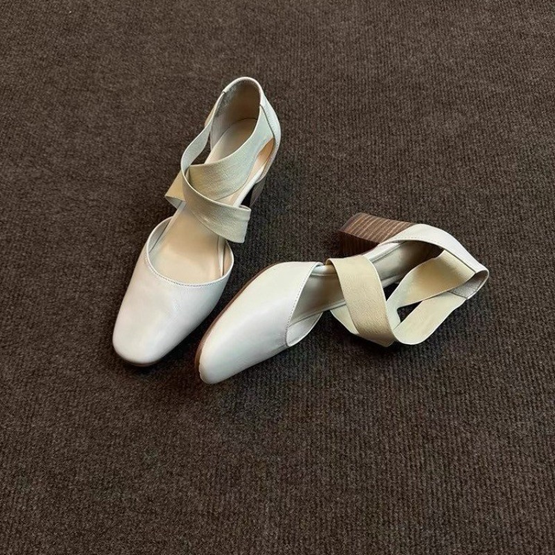 Sandal Wanita Hak Tebal dengan - Leatherwork In French ulasan dan harga